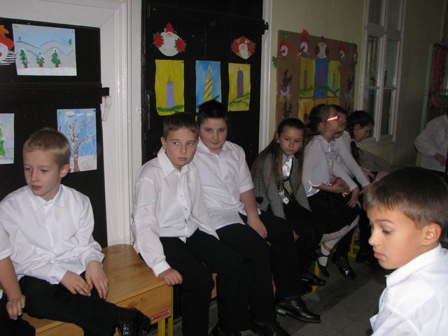 gal/Karacsony 3.a/img_4066.jpg